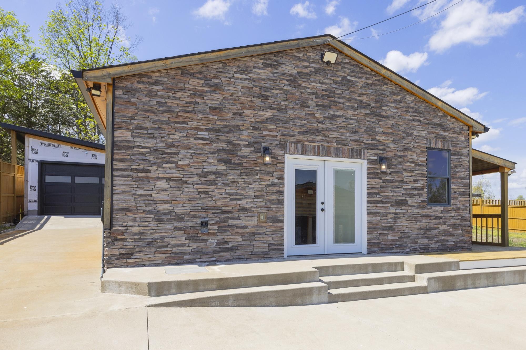 2060 Old Lebanon Dirt Road Mount Juliet TN 37122