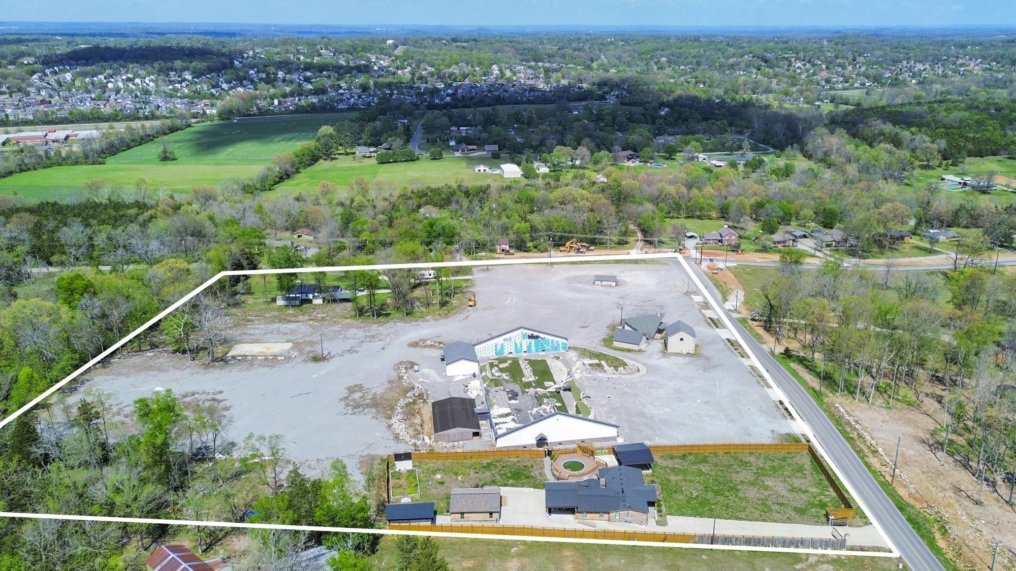 2060 Old Lebanon Dirt Road Mount Juliet TN 37122
