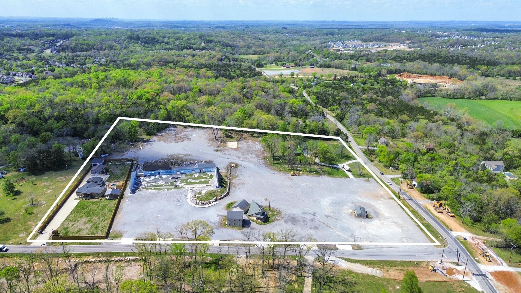 2060 Old Lebanon Dirt Road Mount Juliet TN 37122