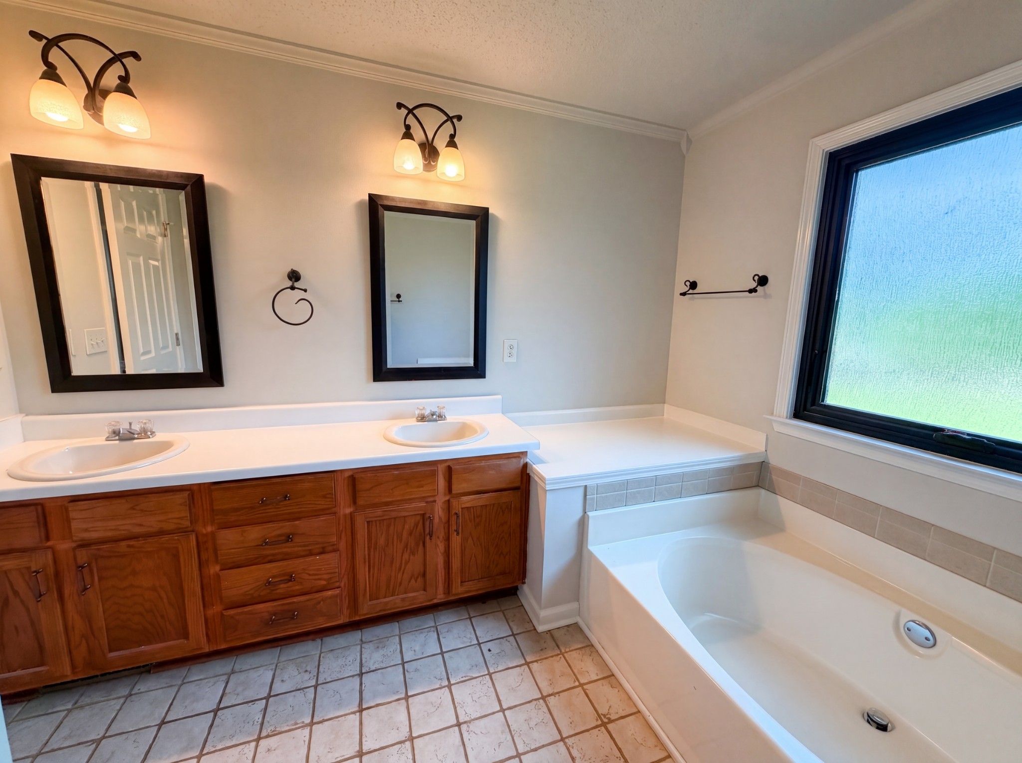 1688 Cedar Springs Circle Clarksville TN 37042