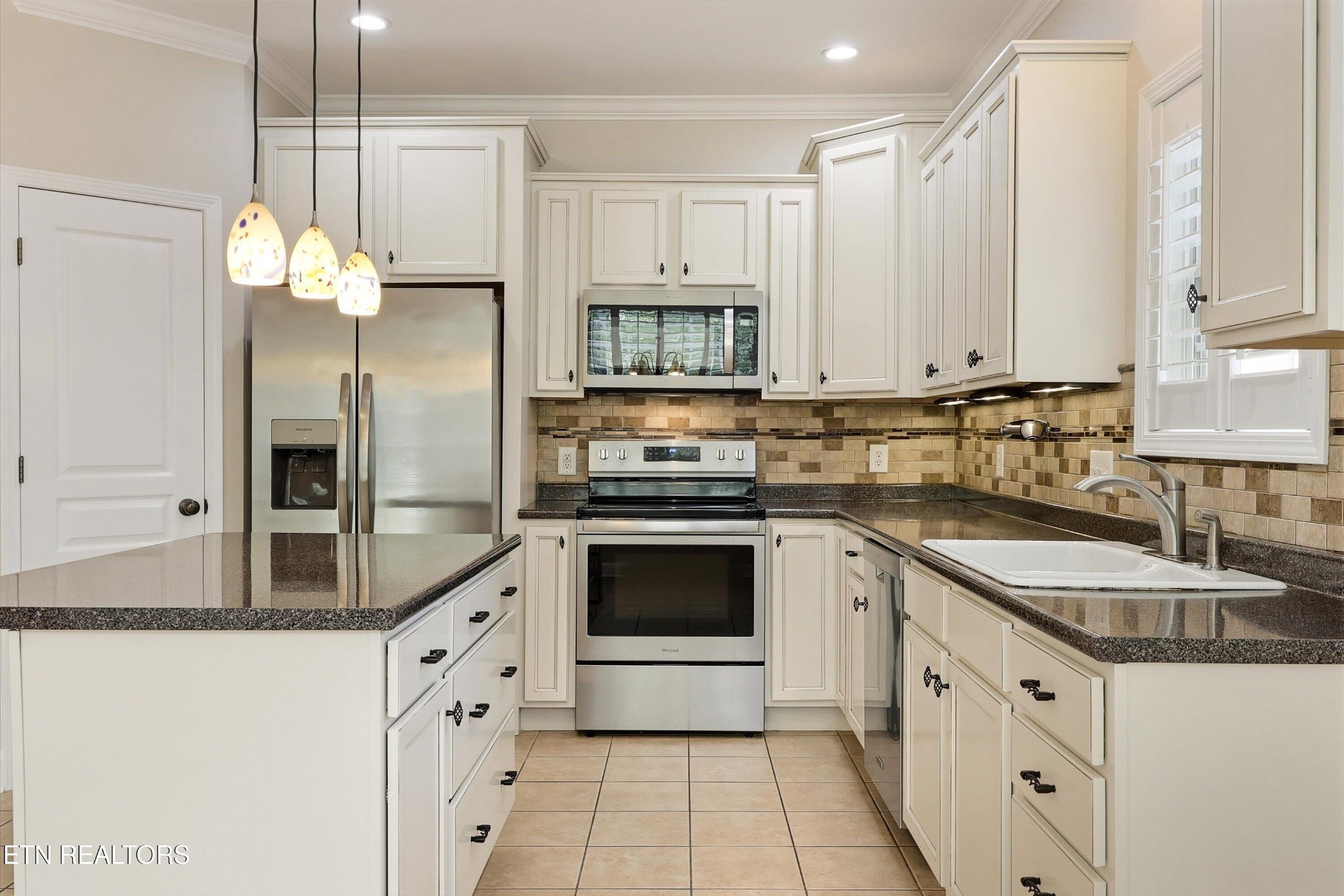 5082 Dovewood Way Knoxville TN 37918