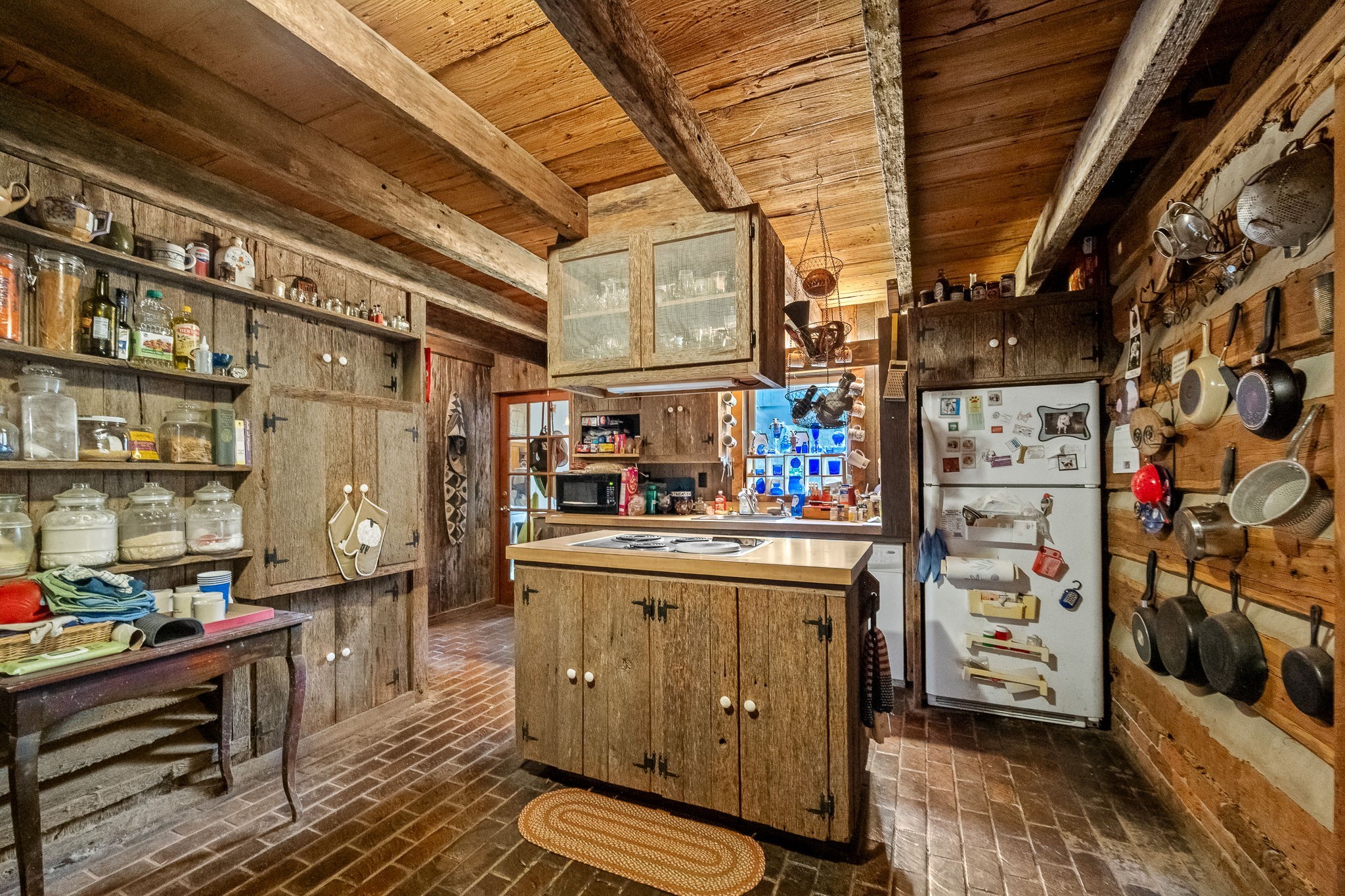 2708 Ledford Mill Road Wartrace TN 37183