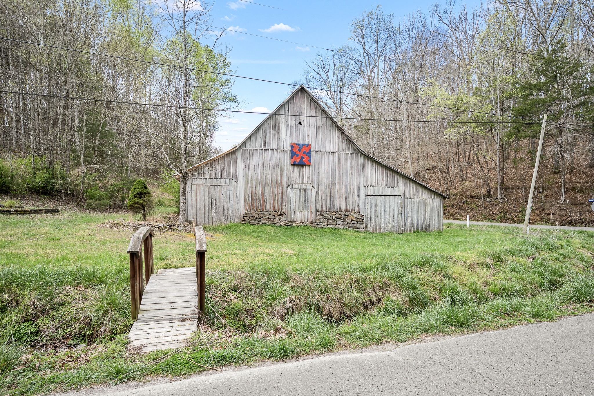 2708 Ledford Mill Road Wartrace TN 37183