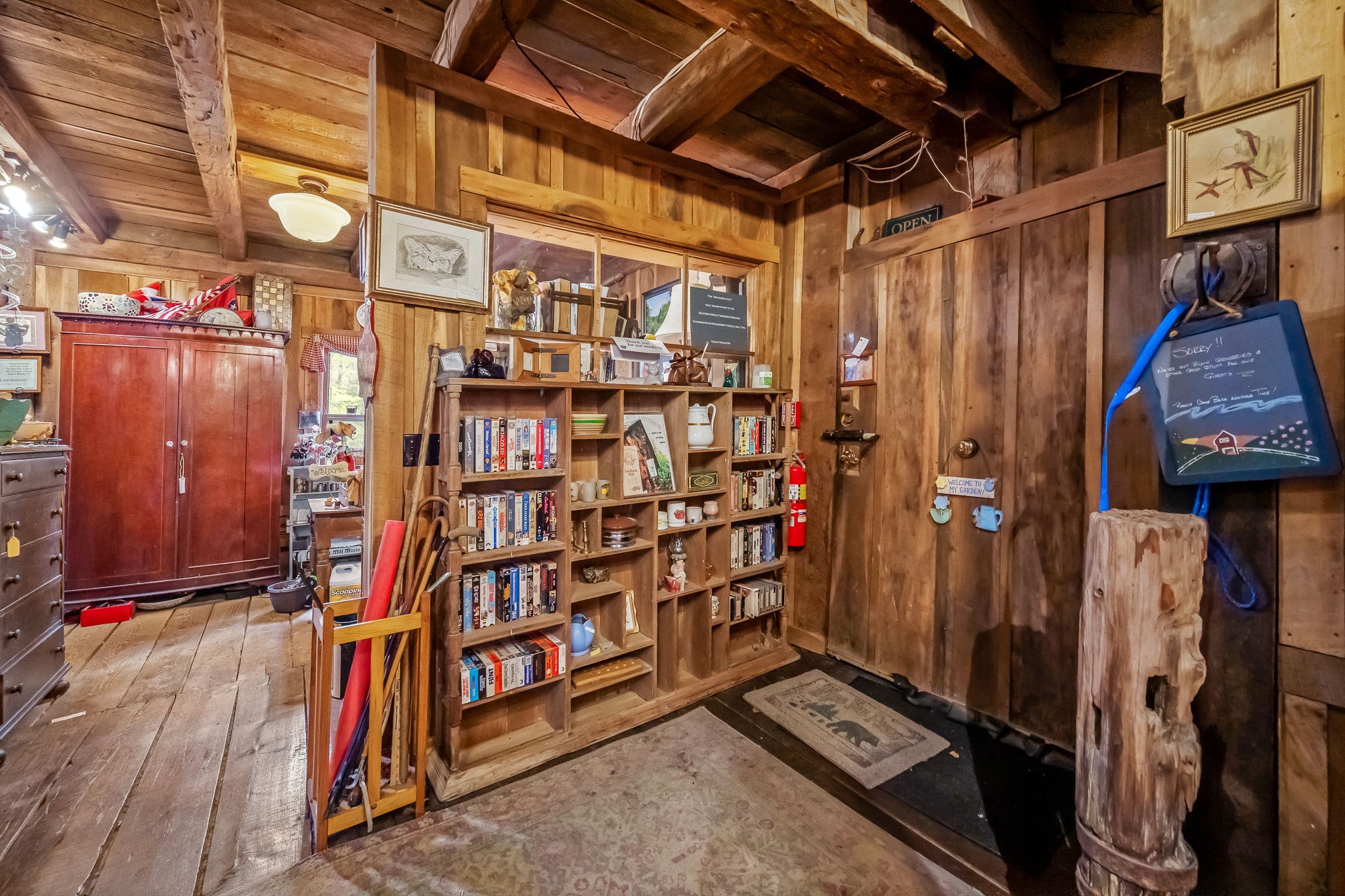 2708 Ledford Mill Road Wartrace TN 37183
