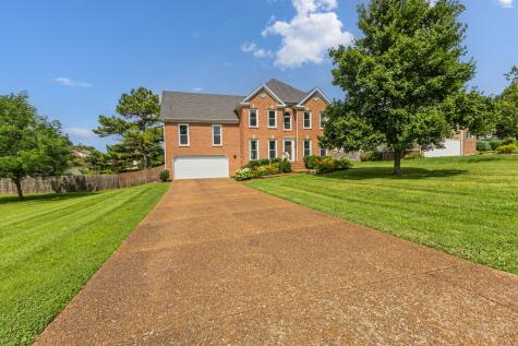 2795 Iroquois Drive Thompsons Station TN 37179