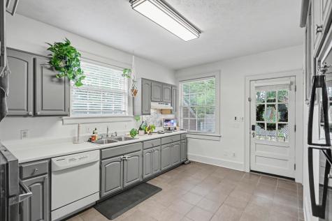 703 5th Ave, W Springfield TN 37172