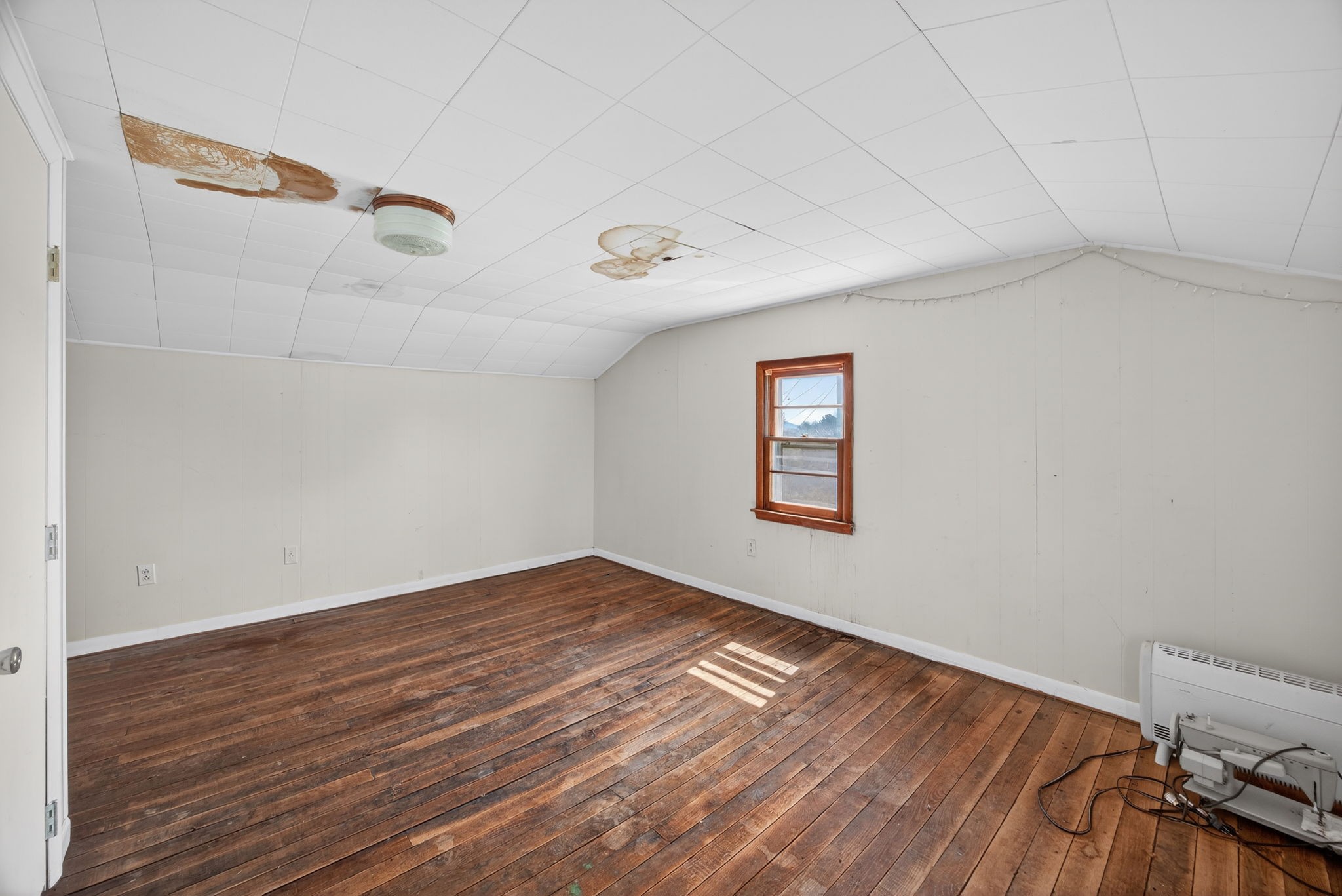 1298 S Bunker Hill Road Sparta TN 38583