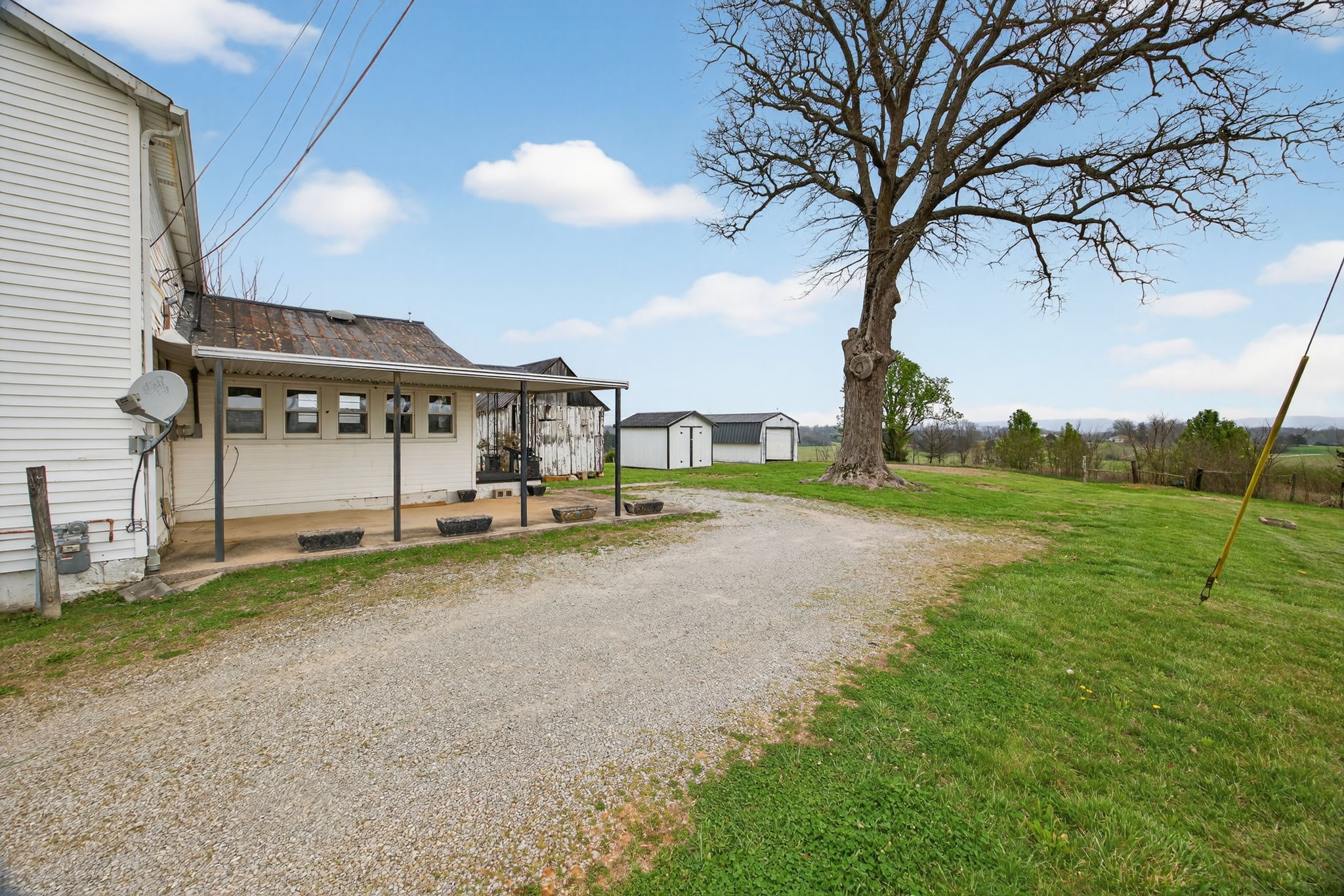 1298 S Bunker Hill Road Sparta TN 38583