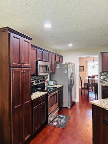 2435 Auldridge Drive Christiana TN 37037