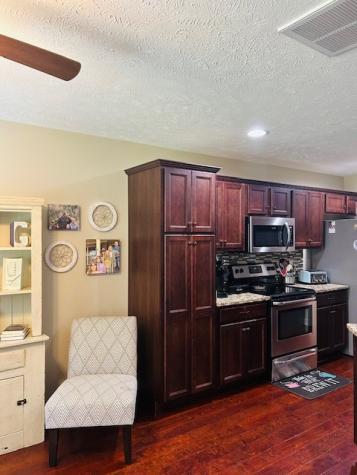 2435 Auldridge Drive Christiana TN 37037