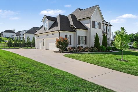 1111 Lusitano Court Nolensville TN 37135