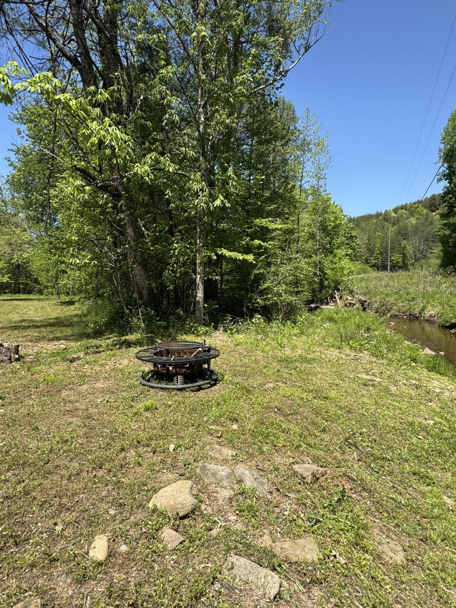 915 Chestnut Valley Road Vonore TN 37885