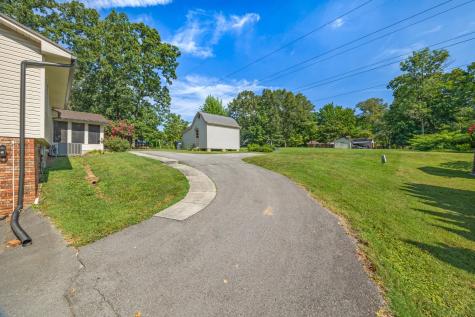 1015 Tanglewood Drive Cookeville TN 38501