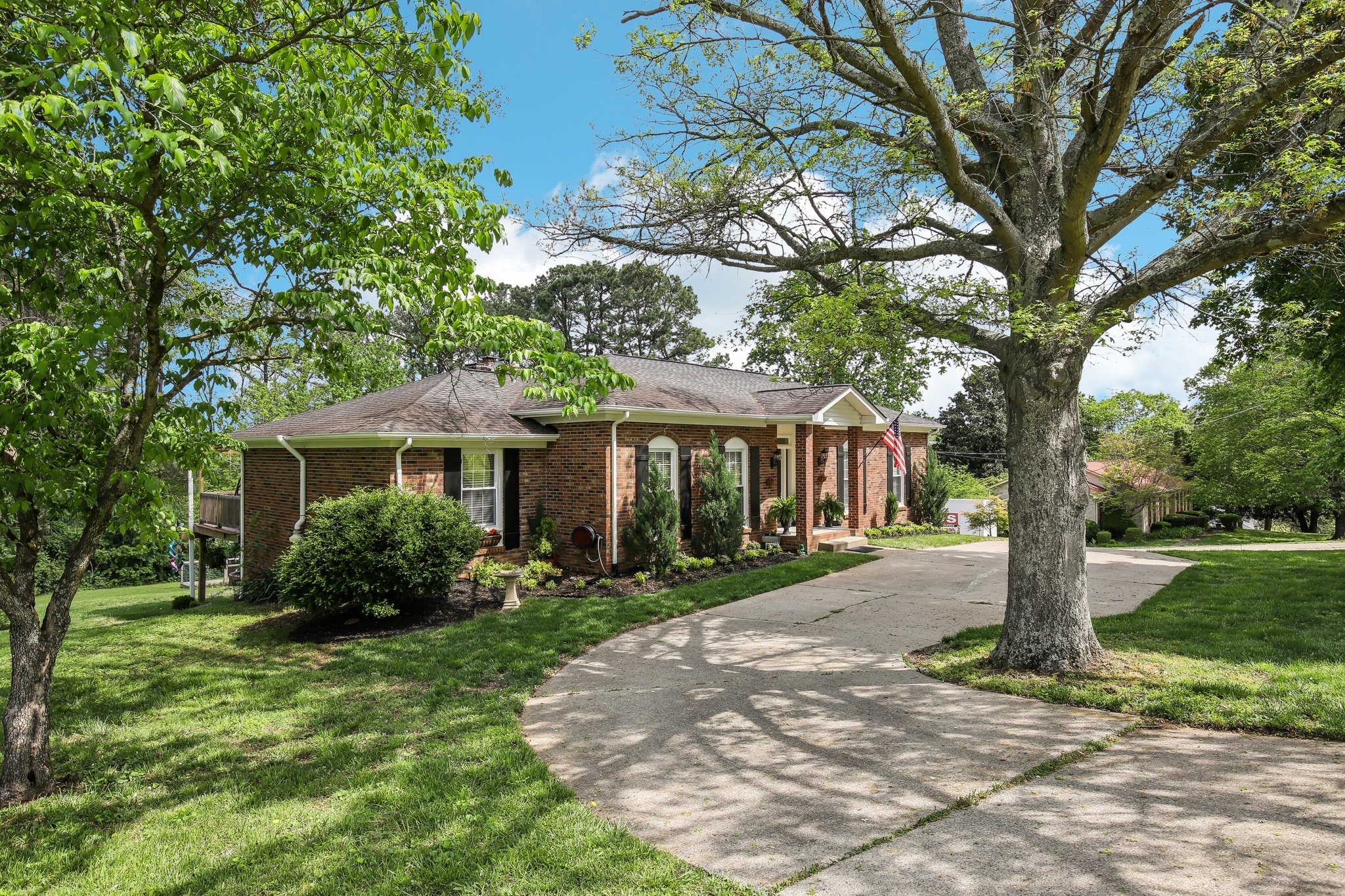 2219 Castlewood Drive Franklin TN 37064