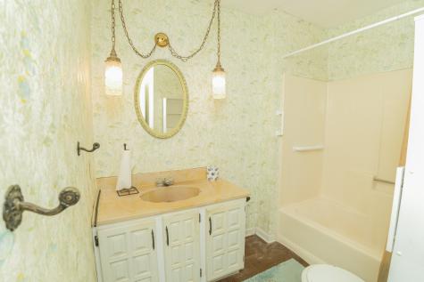 100 Hickory Hollow Drive Madisonville KY 42431