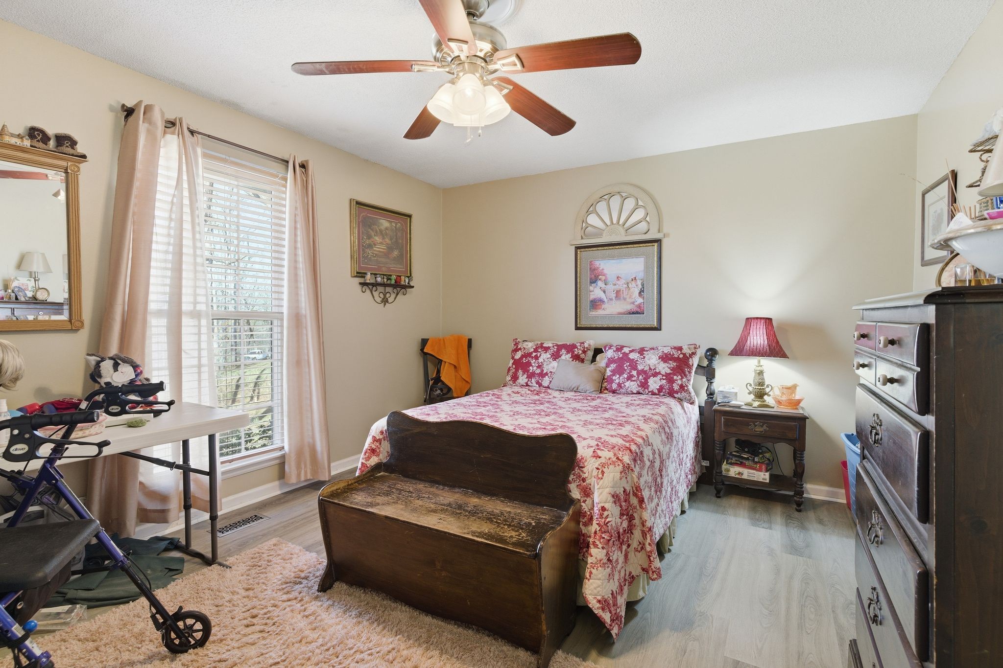 8073 Ridgewood Road Goodlettsville TN 37072