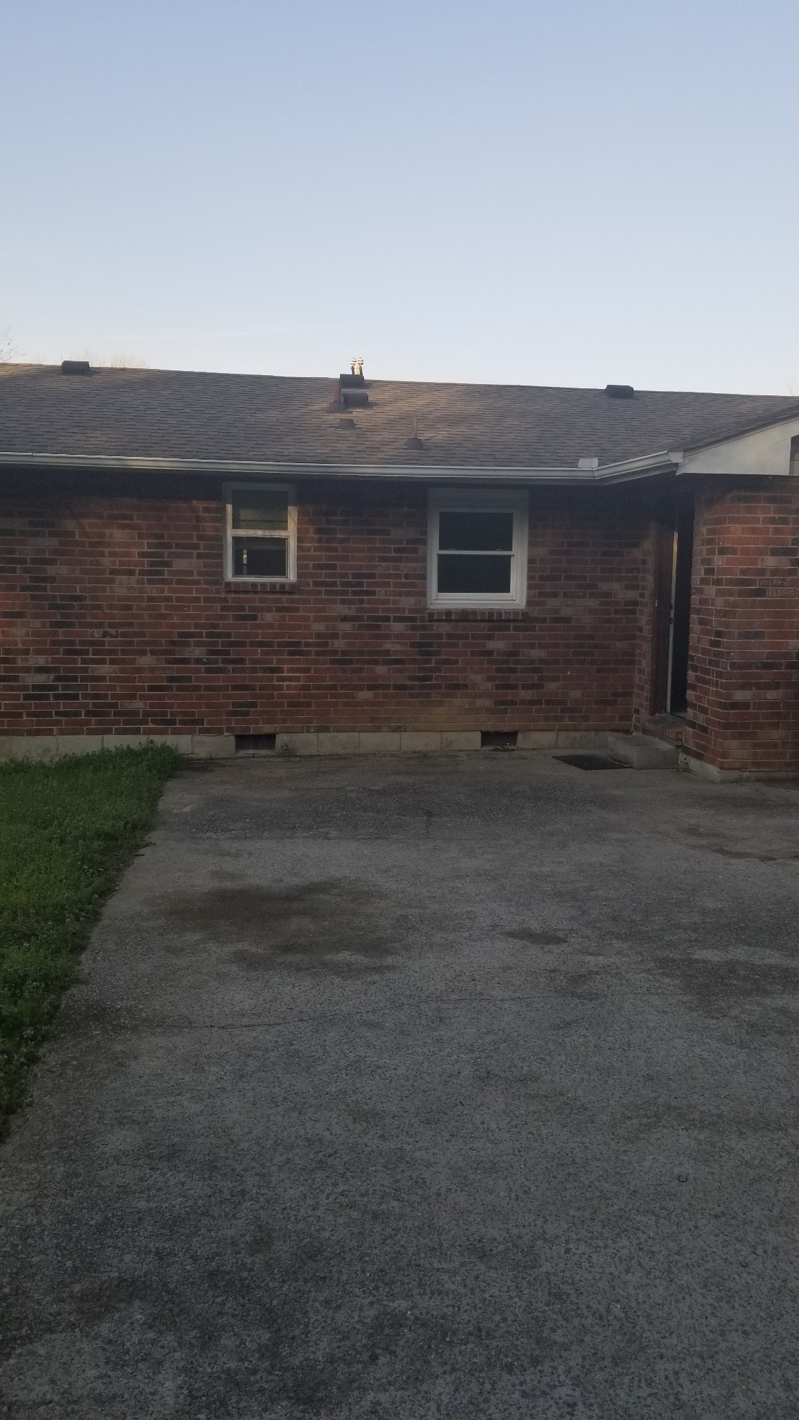 2714 Combs Drive Nashville TN 37207