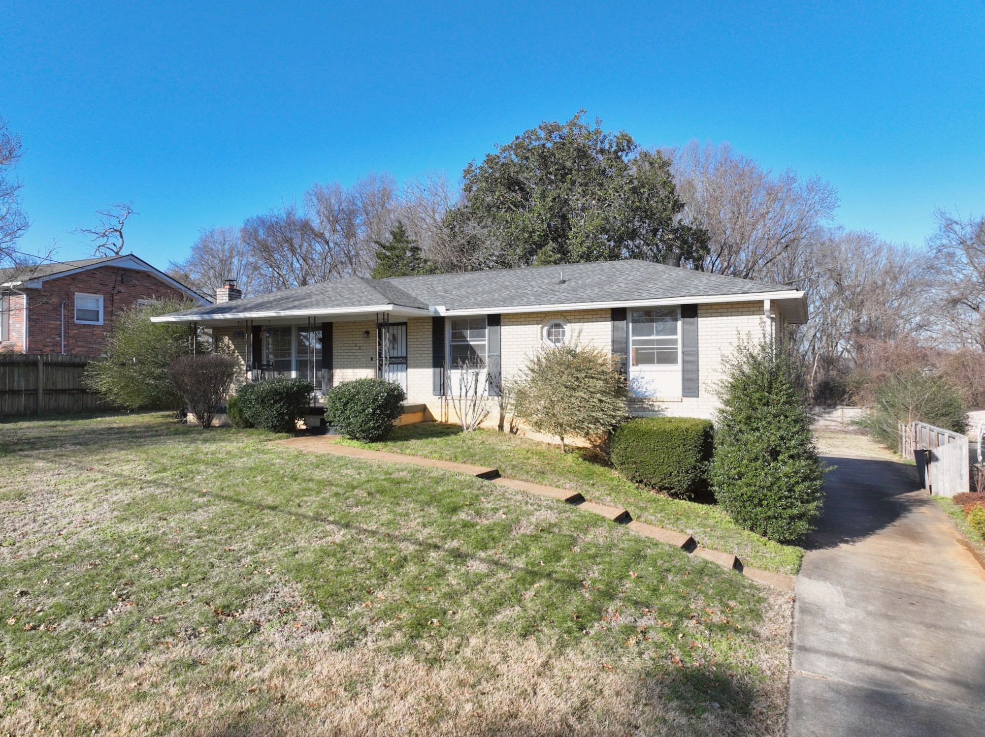 Hendersonville TN, 140 Roberta Drive