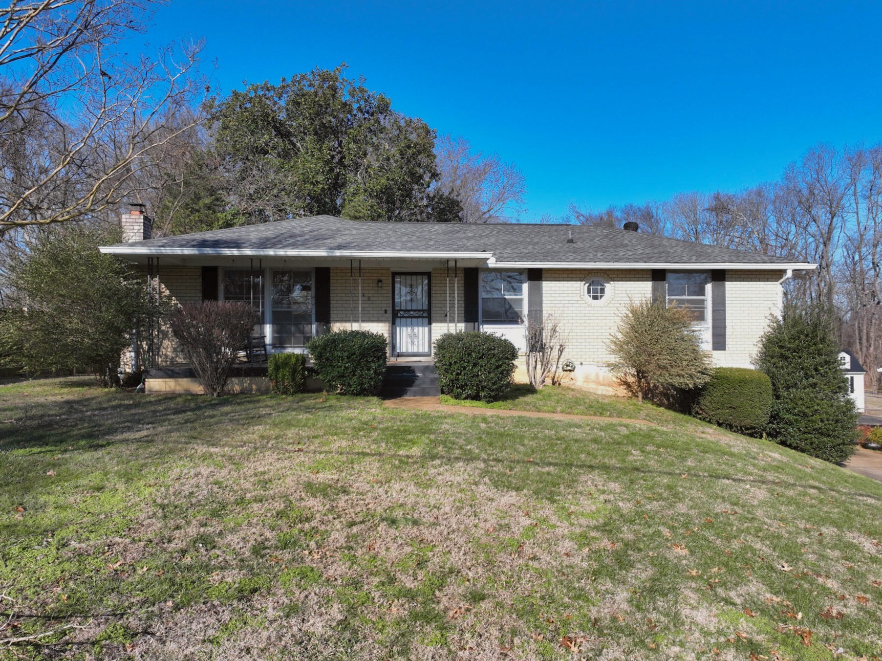 140 Roberta Drive Hendersonville TN 37075