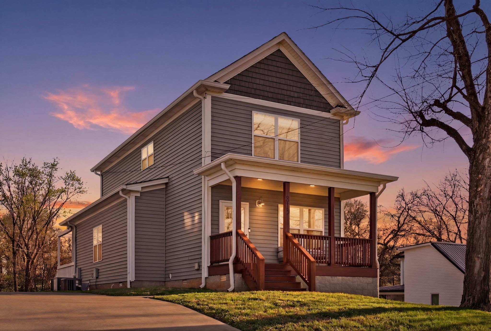 813 5th Ave, E Springfield TN 37172