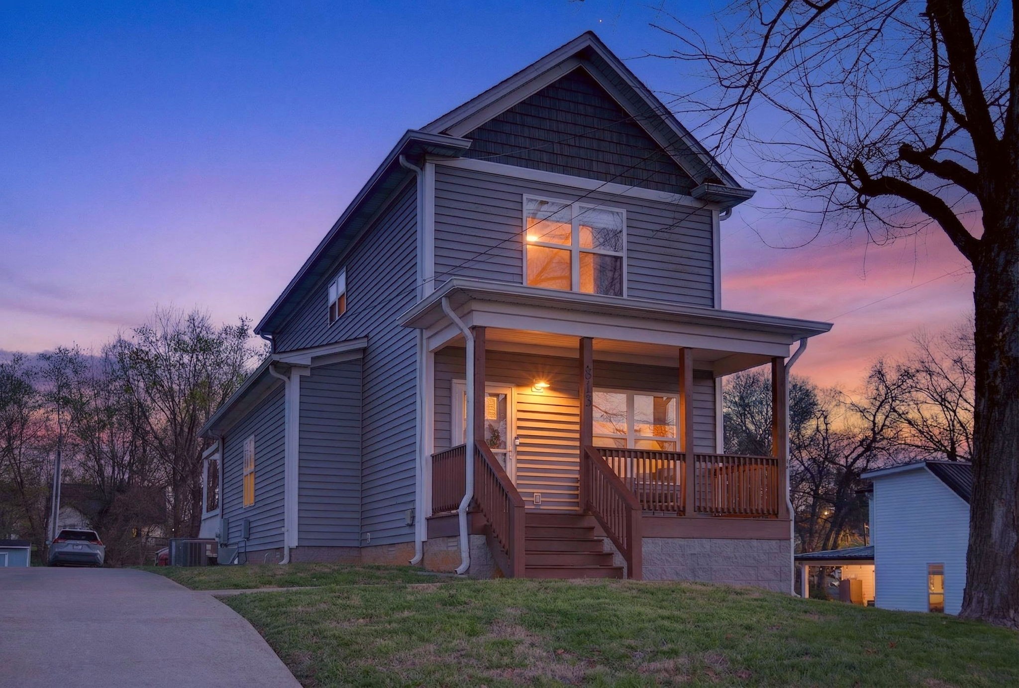 813 5th Ave, E Springfield TN 37172