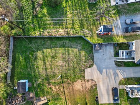 813 5th Ave, E Springfield TN 37172