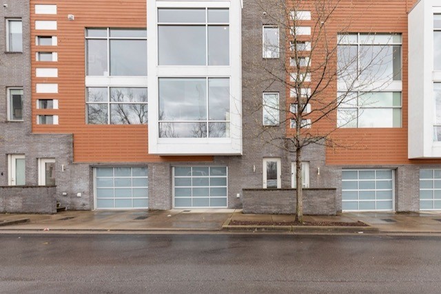 704 Strickland Drive Nashville TN 37206