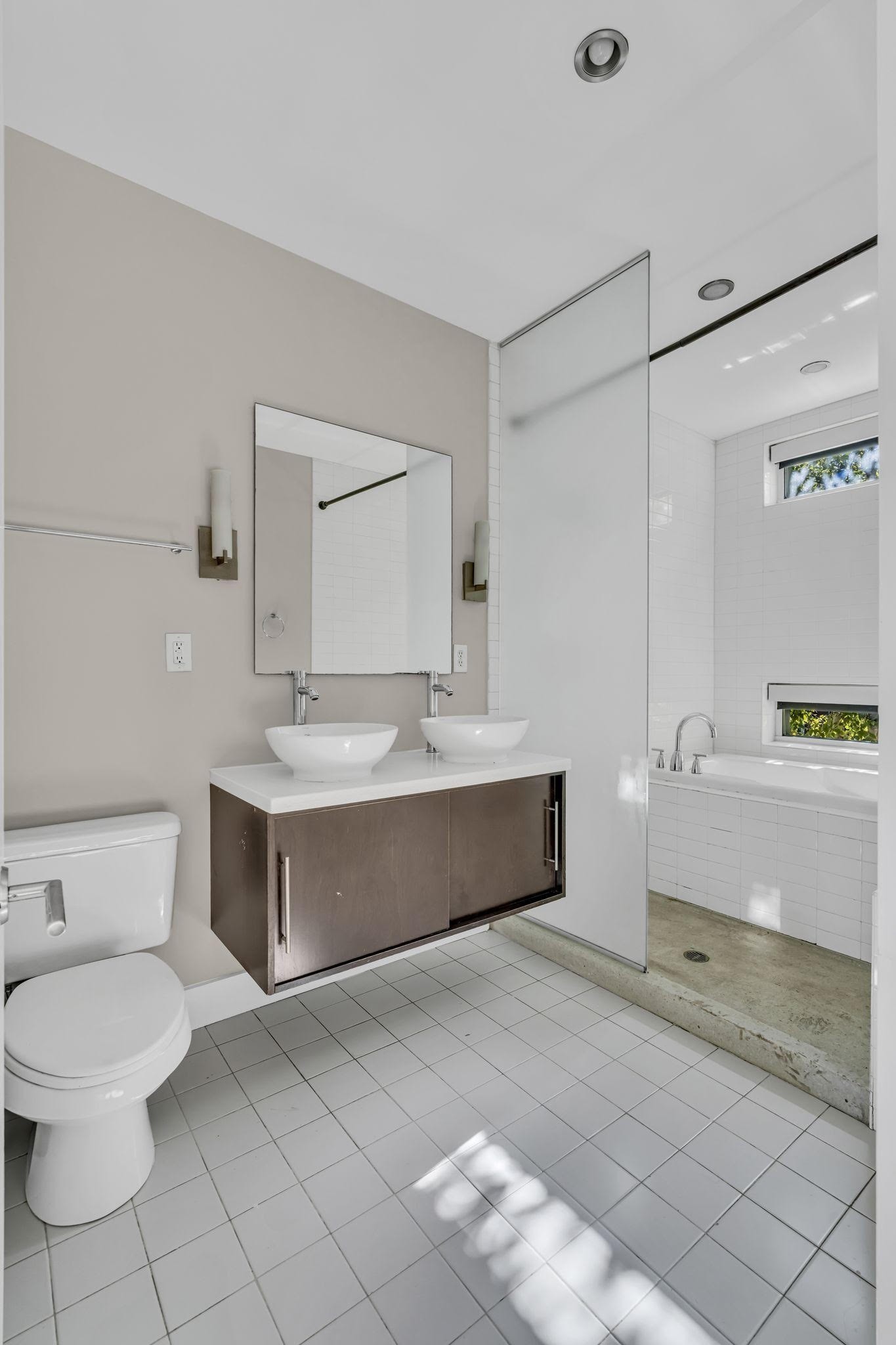 704 Strickland Drive Nashville TN 37206
