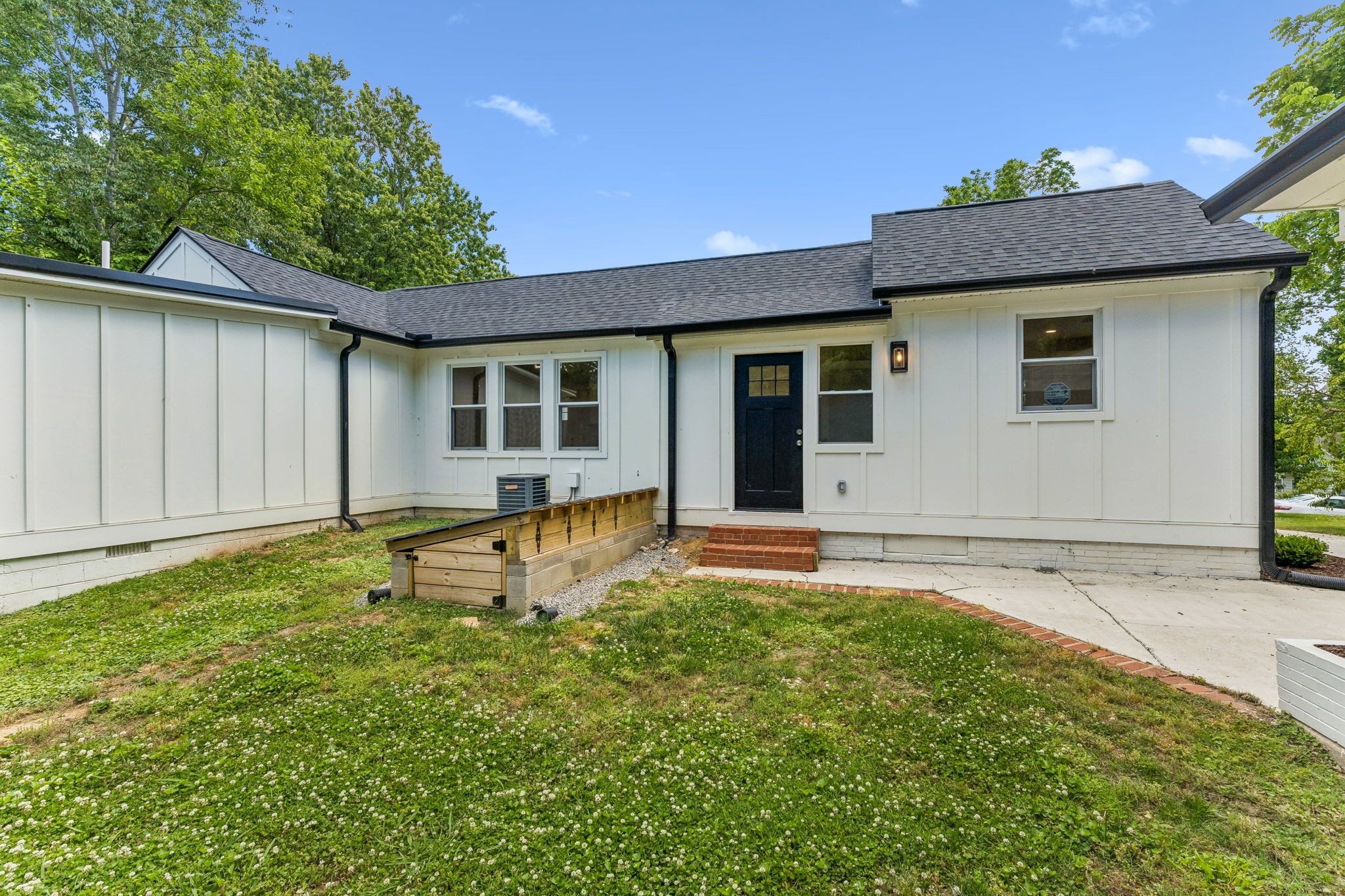 307 4th Avenue Columbia TN 38401