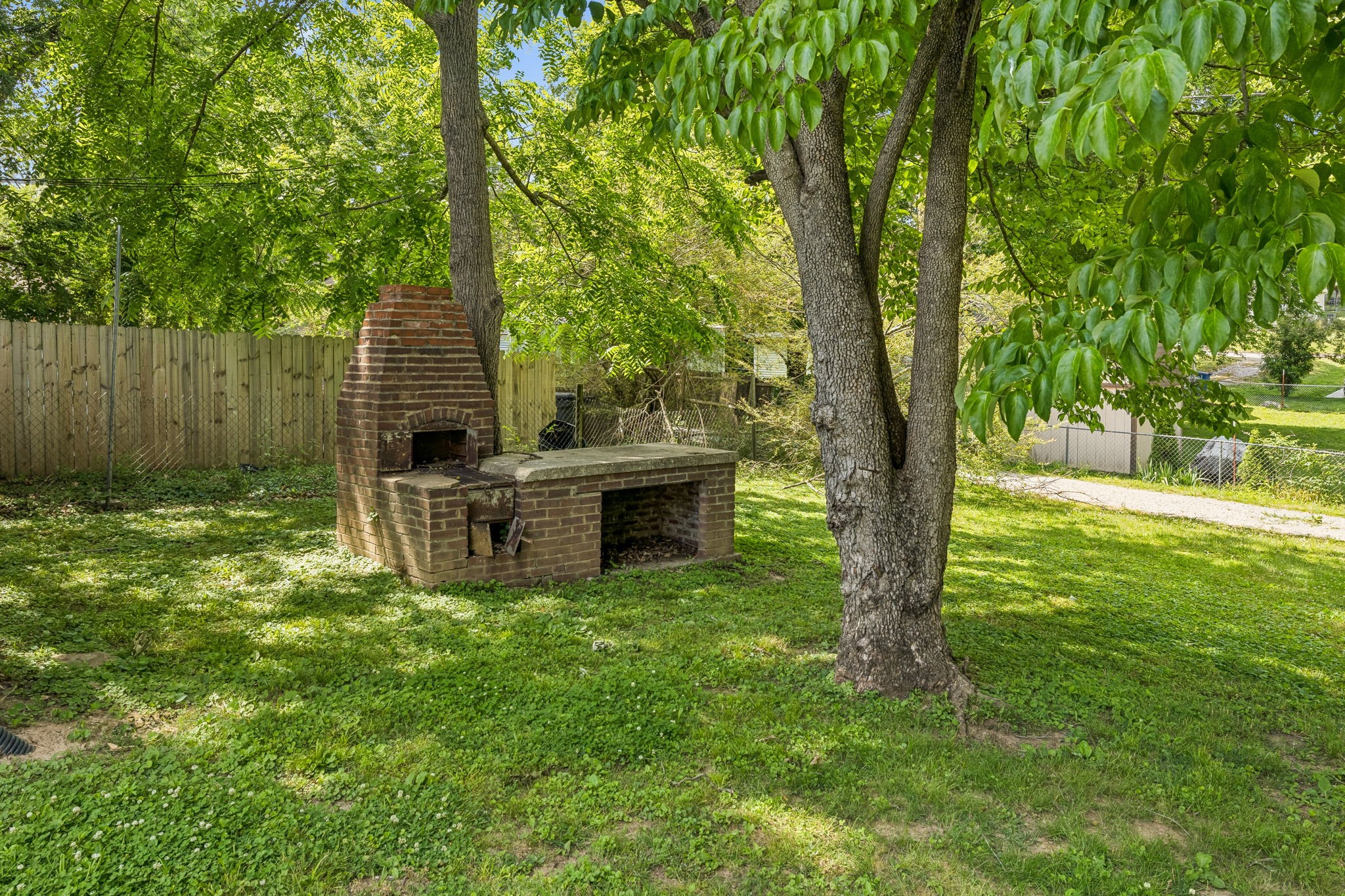 307 4th Avenue Columbia TN 38401