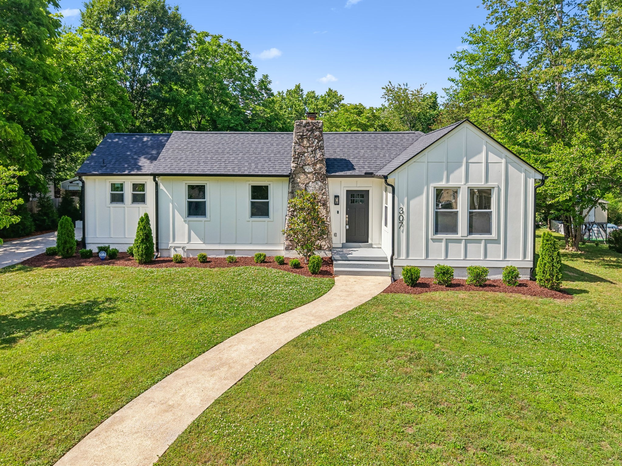 307 4th Avenue Columbia TN 38401
