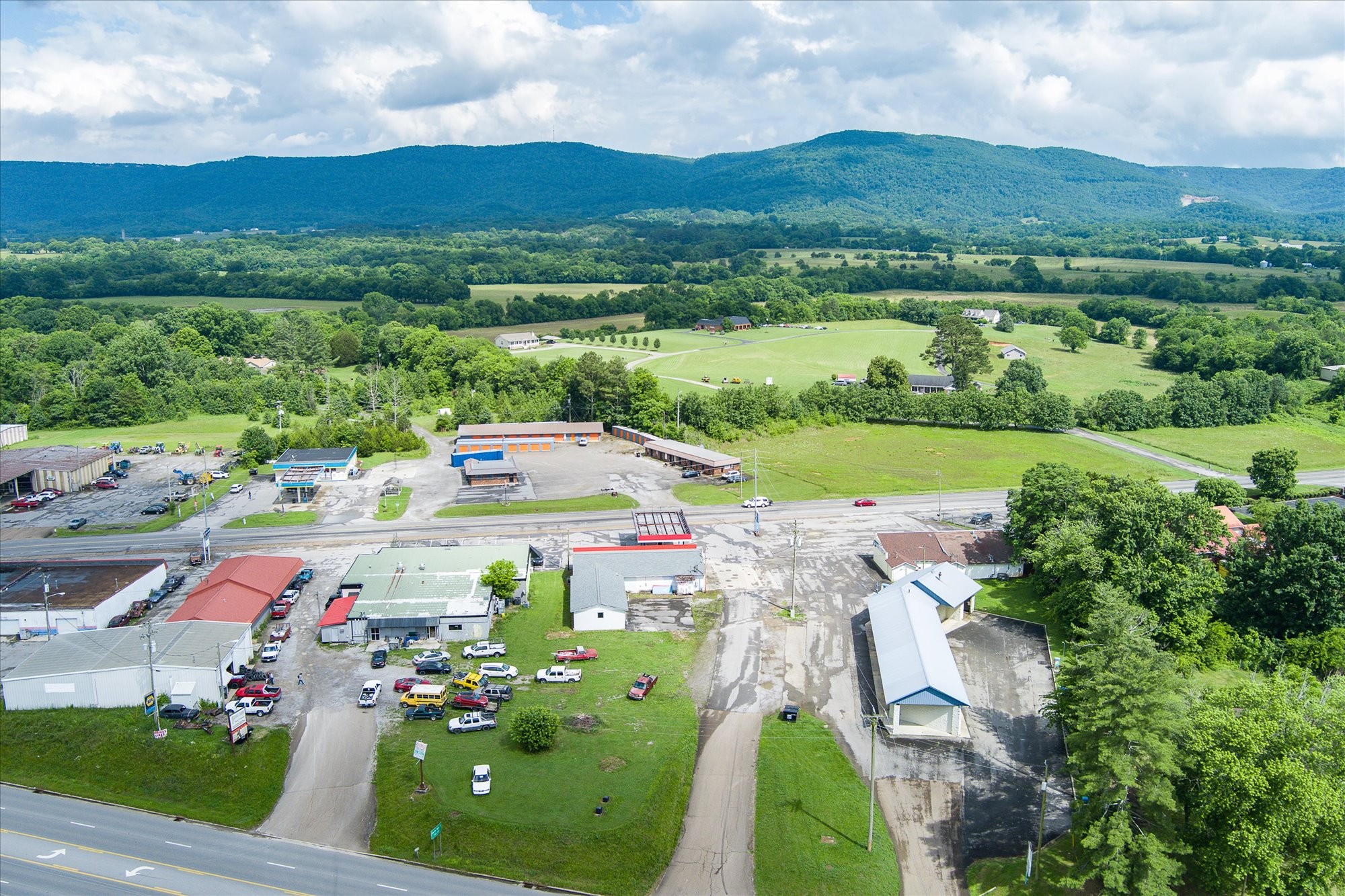 3715 Main Street Pikeville TN 37367