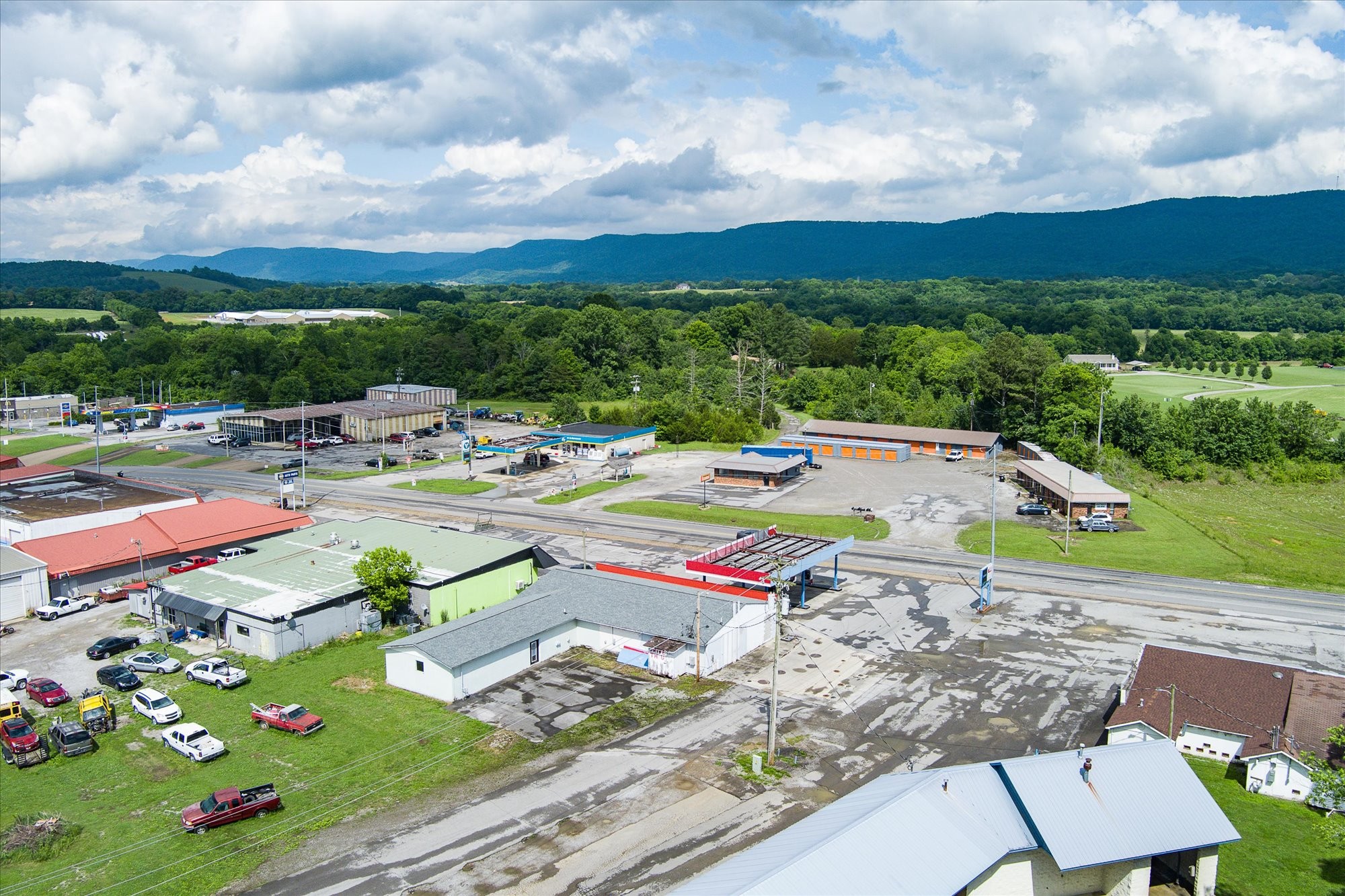 3715 Main Street Pikeville TN 37367