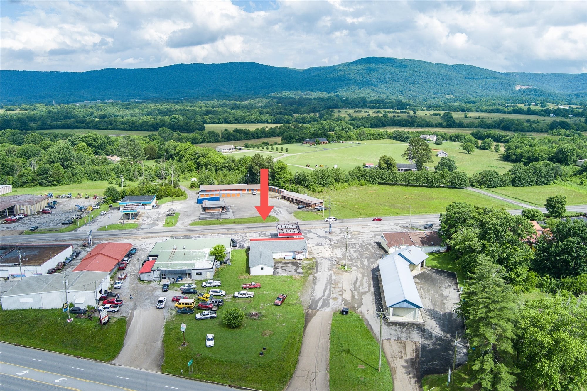 3715 Main Street Pikeville TN 37367