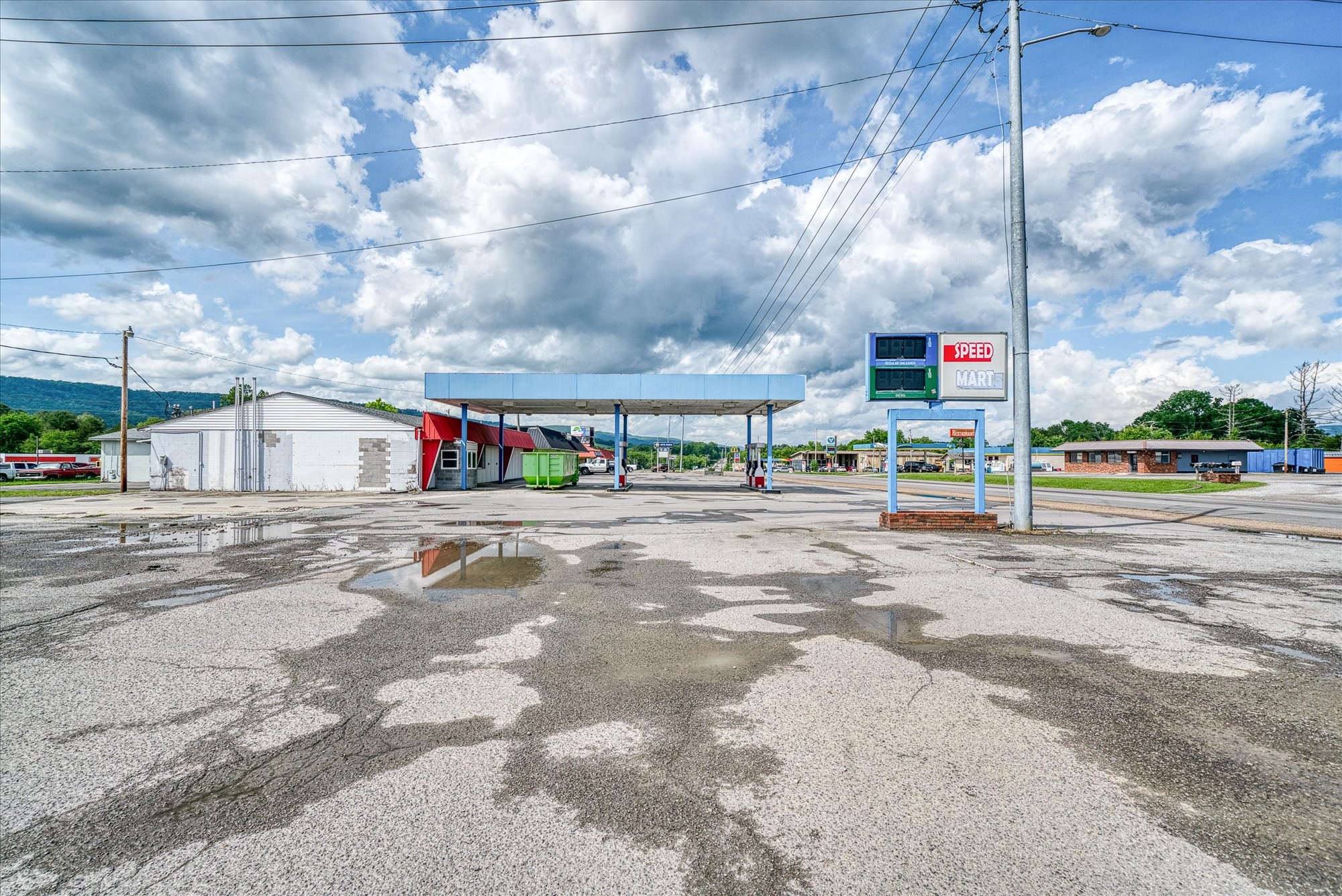 3715 Main Street Pikeville TN 37367