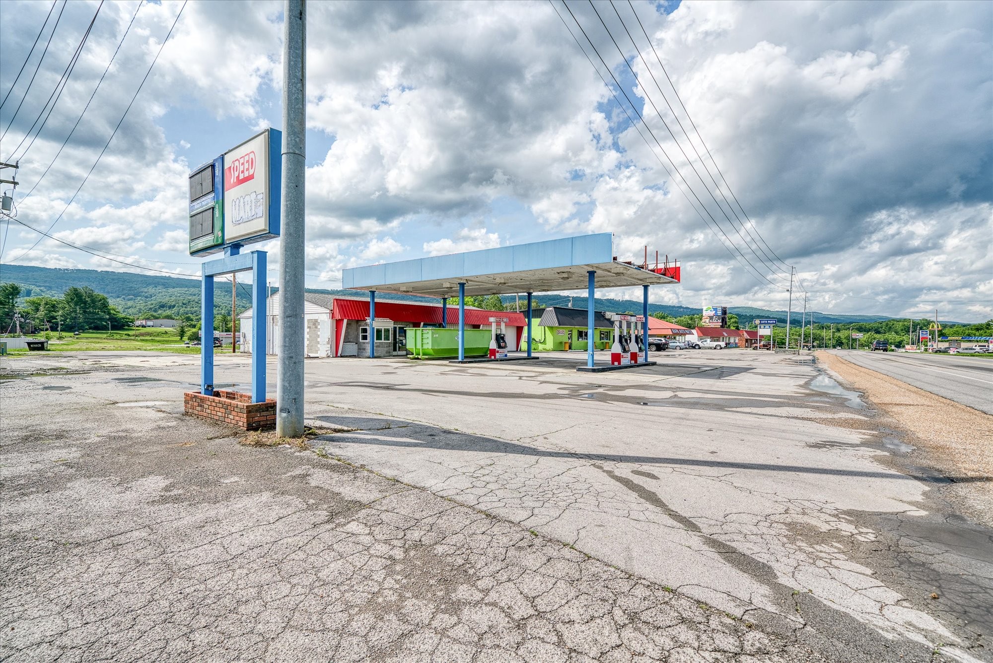 3715 Main Street Pikeville TN 37367