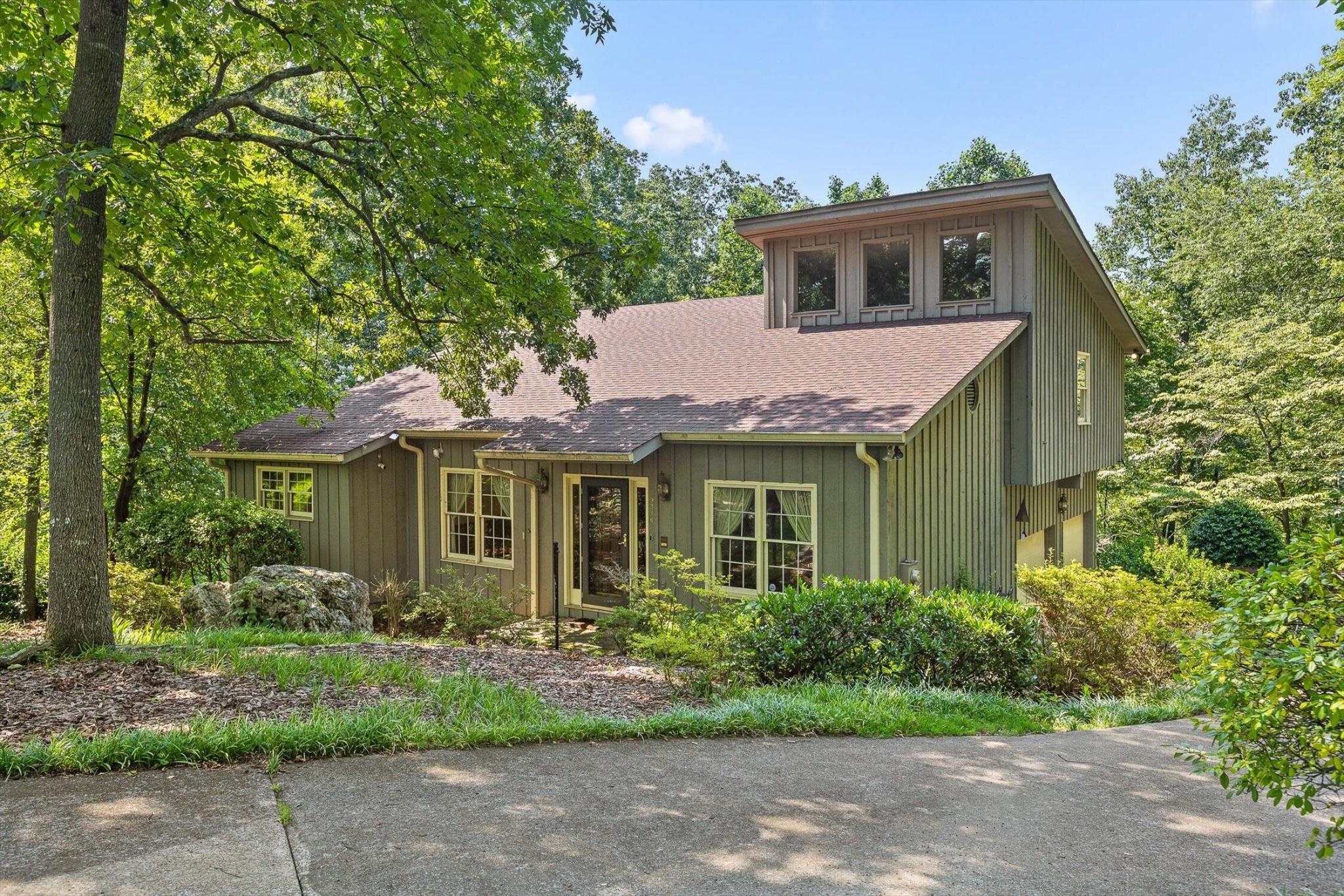 9316 Royal Shadows Drive Chattanooga TN 37421