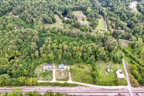 123 Sexton Lane Clinton TN 37716
