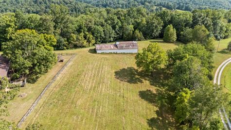 3085 Highway 47 N White Bluff TN 37187