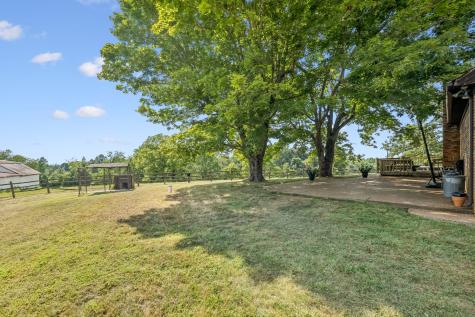 3085 Highway 47 N White Bluff TN 37187