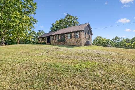 3085 Highway 47 N White Bluff TN 37187