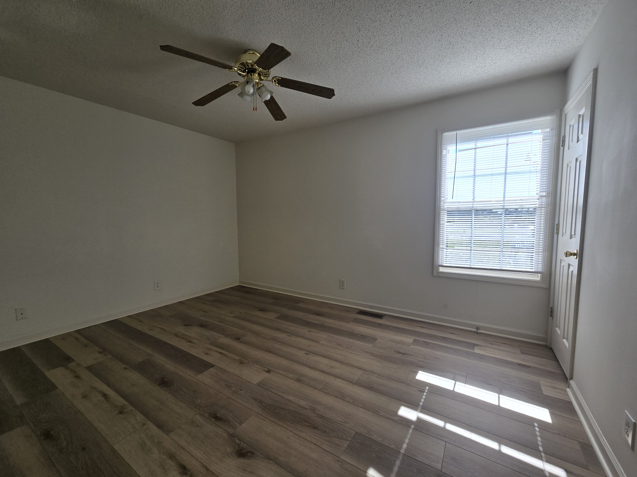 225 Tree Line Drive Oak Grove KY 42262