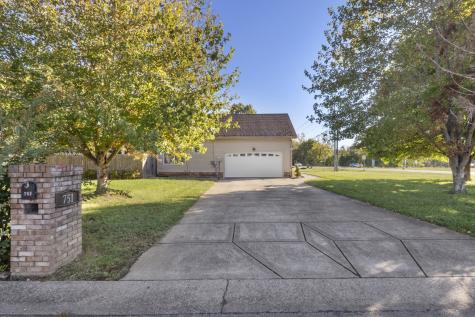 751 Isaac Drive Clarksville TN 37040