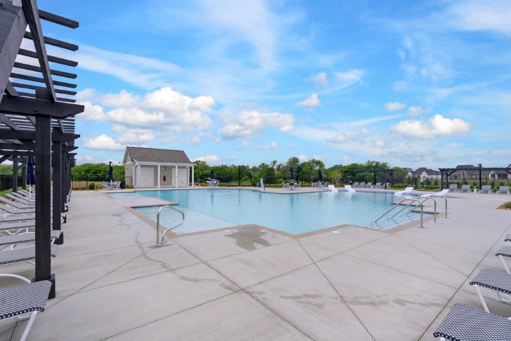8042 Whitcroft Drive College Grove TN 37046