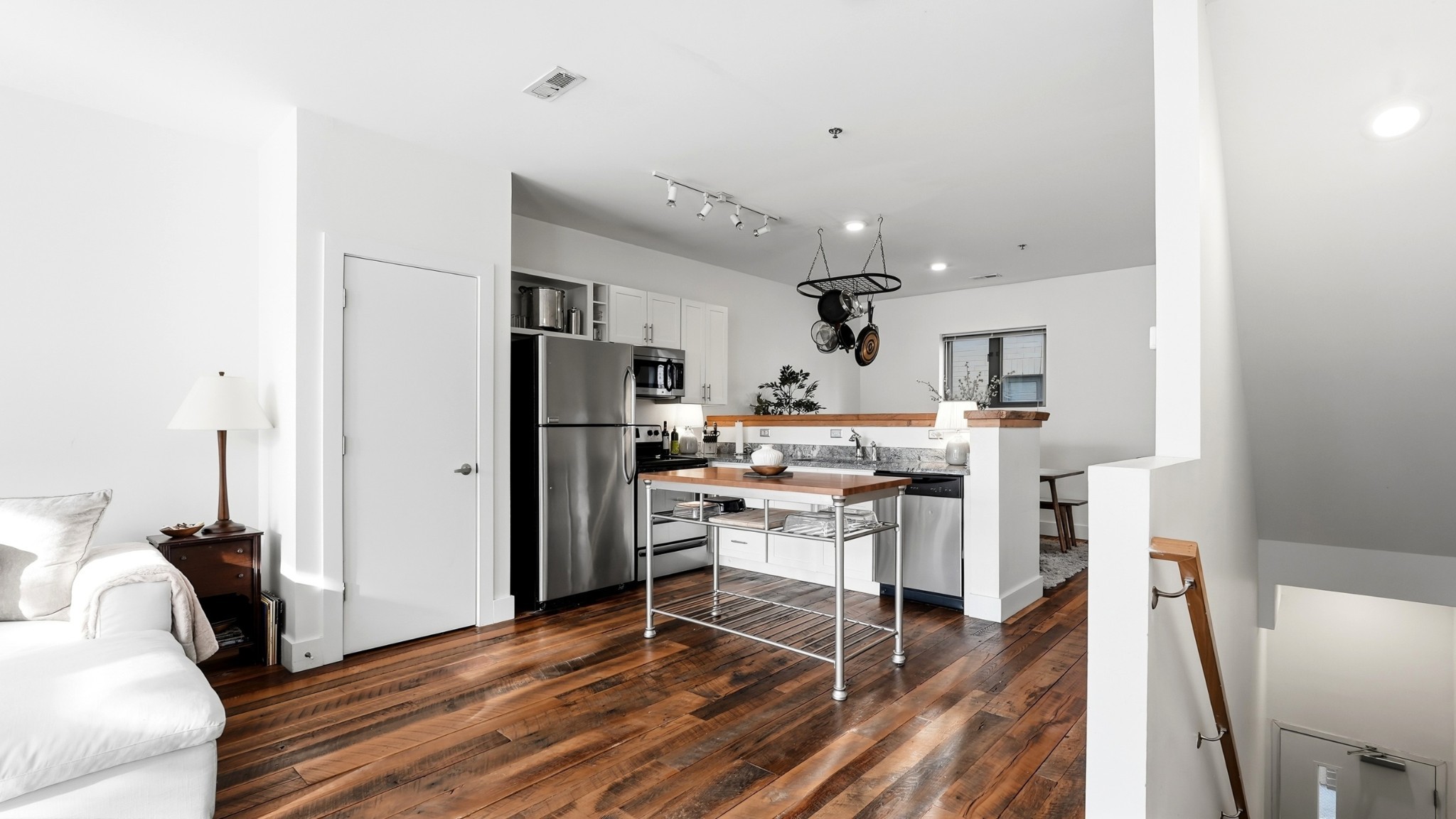 1225 4th Ave, S Nashville TN 37210