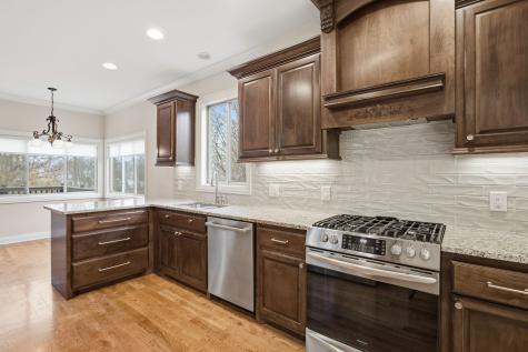112 Grayson Lane White House TN 37188