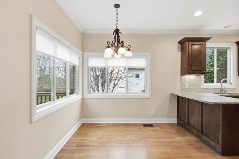 112 Grayson Lane White House TN 37188