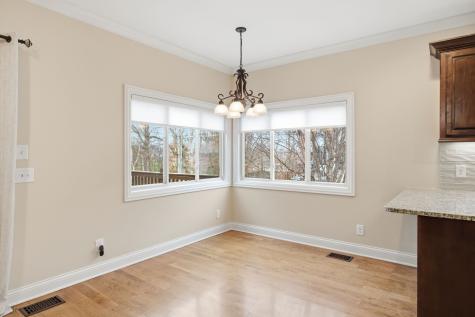 112 Grayson Lane White House TN 37188