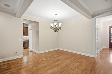 112 Grayson Lane White House TN 37188