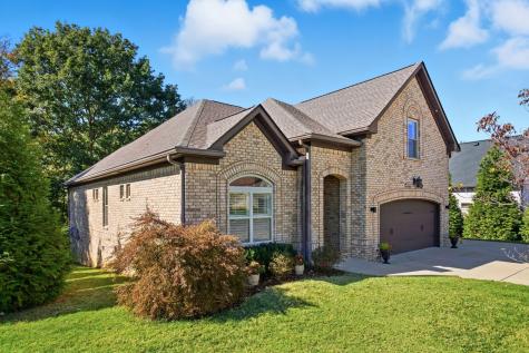 112 Grayson Lane White House TN 37188